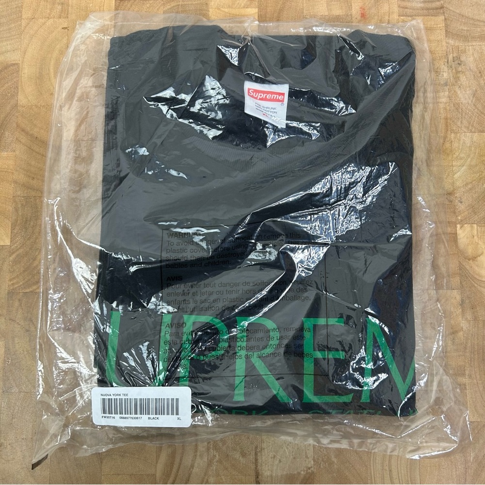 Supreme Nuova York Tee T-Shirt